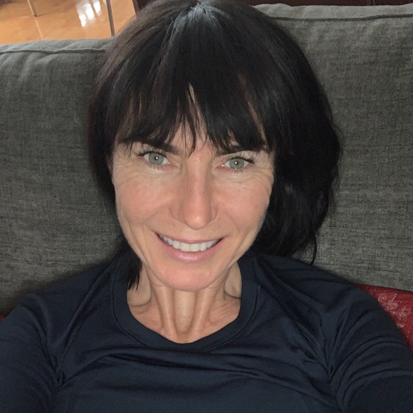 Meet your Posher, Angela - Picture 1 of 1